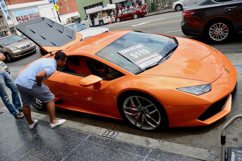 Lamborghini Hollywood Boulevard for rent